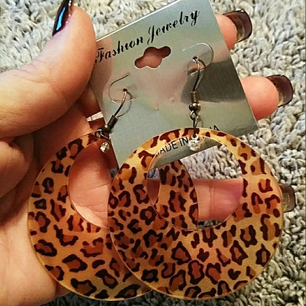 Earring Bundle - Picture 2 of 5